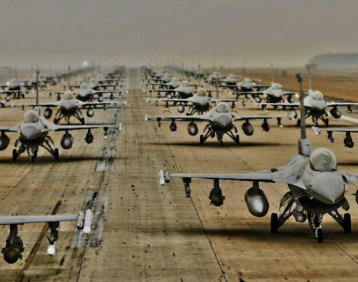 18 F 16 των ΗΠΑ και 300 άτομα προσωπικό στη Σούδα