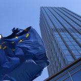 Έτοιμη να αποδεχτεί τα ελληνικά ομόλογα η ΕΚΤ